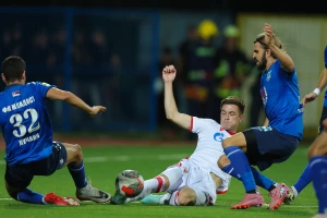 UŽIVO - Zvezdi "klizi" pobeda u Lučanima!